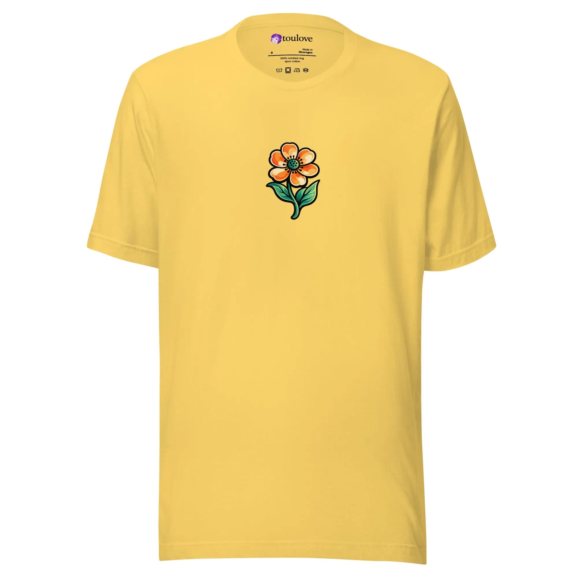 T-shirt imprimé jaune unisexe avec petite fleur colorée sur la poitrine.